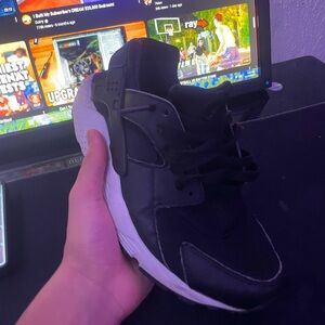 Nike Kids Black and White Sneakers